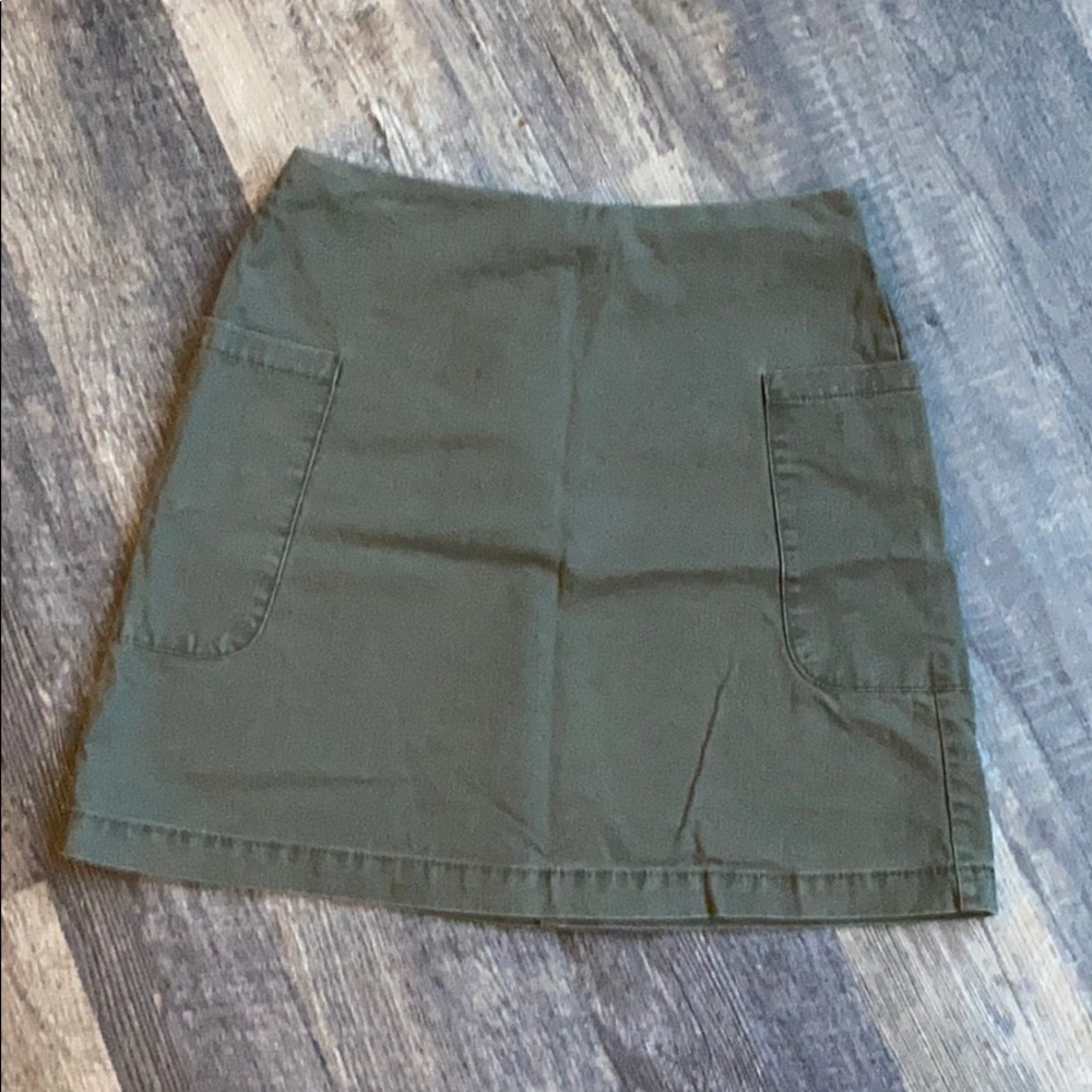 Army green cargo skirt size 2